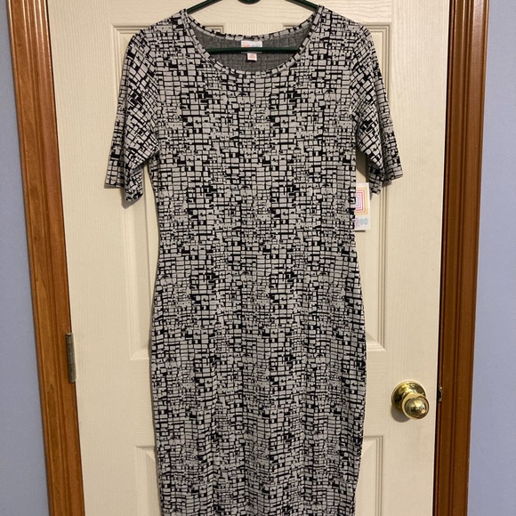 Lularoe Julia Dress Size XS - NWT - Picture 2 of 4